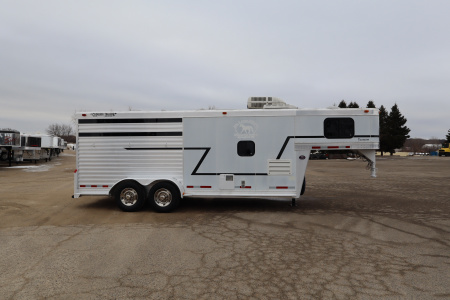 Used 2000 Cherokee 3 Place Weekender GN Horse Trailer