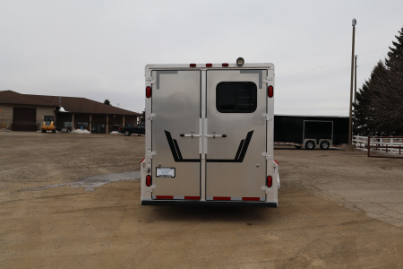 Used 2000 Cherokee 3 Place Weekender GN Horse Trailer