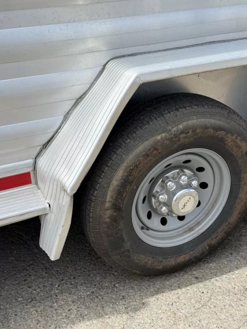 Used 2023 Exiss 16' Stock Trailer - All Aluminum - 7'2'' Tall - Rear Door w/ Sort Gate - Center Sort Gate