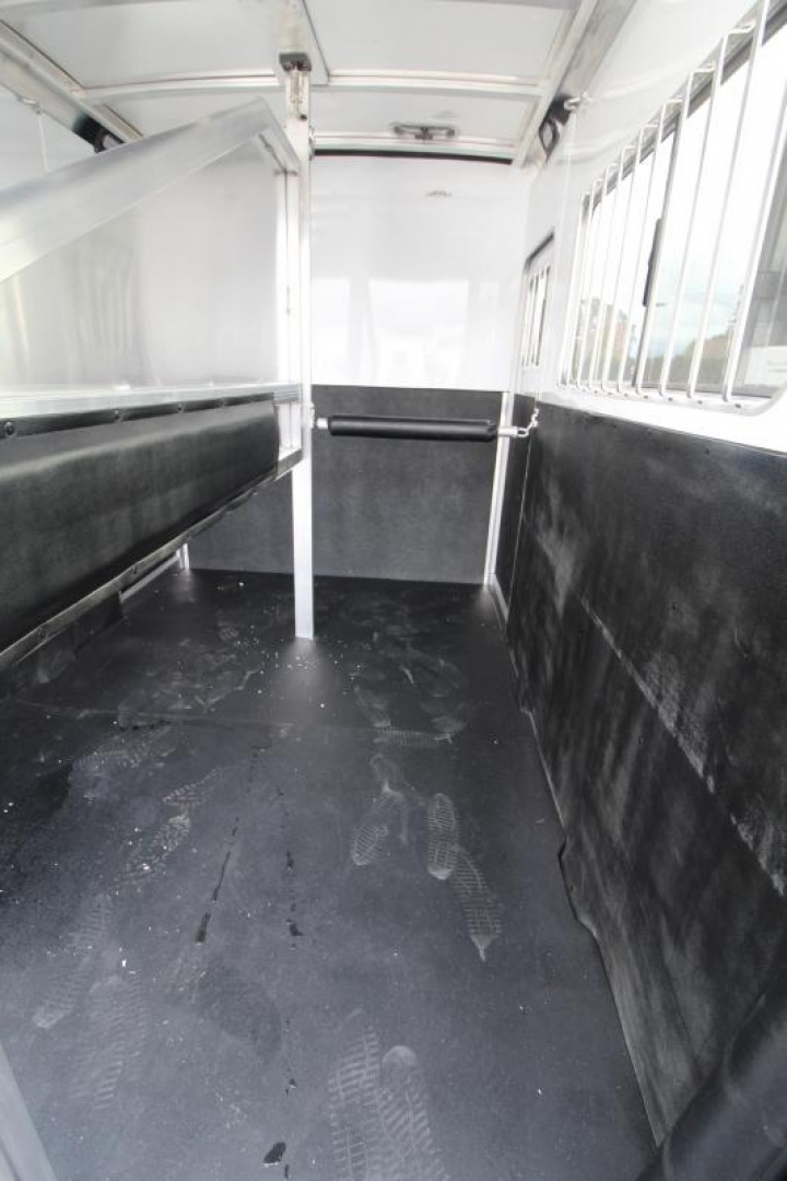 New 2024 Exiss 7200 ST $1400 BELOW COST! 2 Horse Straightload Trailer-7'8" Tall-Warmblood-Escape Doors on Both Sides