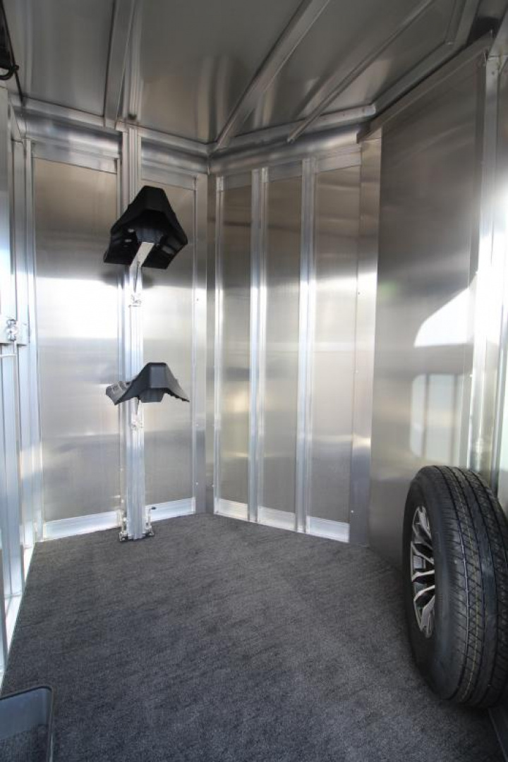 New Price Drop $3,000! 2024 Exiss 724 ST 2 Horse Straight Load Trailer-Warmblood Size- LED Lights- Escape Doors on Both Sides-Big Roomy Dressing/Tack Room