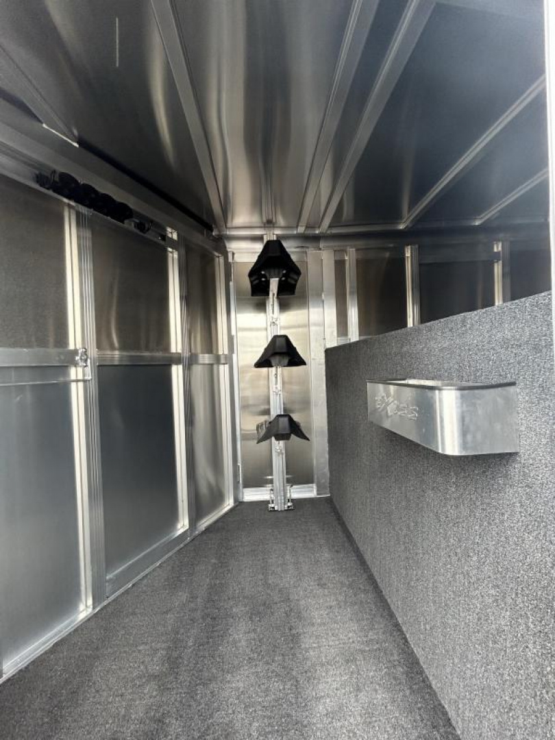 New Price Reduced $3,400 !! 2024 Exiss Express SS 3 Horse Trailer-Easy Care Flooring- Stud Divider-LED Lights