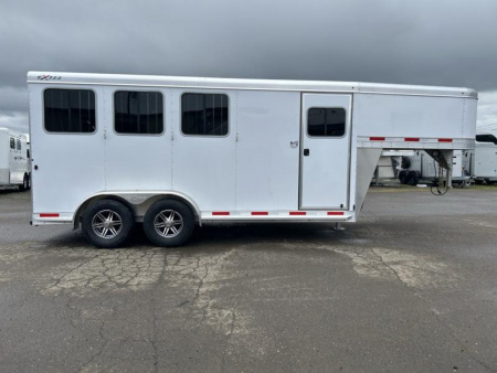 New Price Reduced $3,400 !! 2024 Exiss Express SS 3 Horse Trailer-Easy Care Flooring- Stud Divider-LED Lights