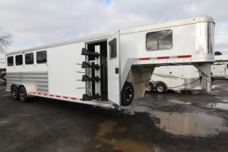 New 2024 Featherlite 9600 4 Horse Trailer-$2500 BELOW COST!!- All Aluminum- Swing Out Saddle Rack- Stud Divider