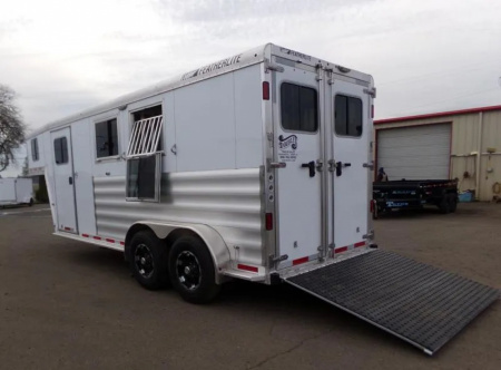 New $1,500 BELOW COST! NEW Featherlite 9600 GN Horse Trailer - Swingout Saddle Rack