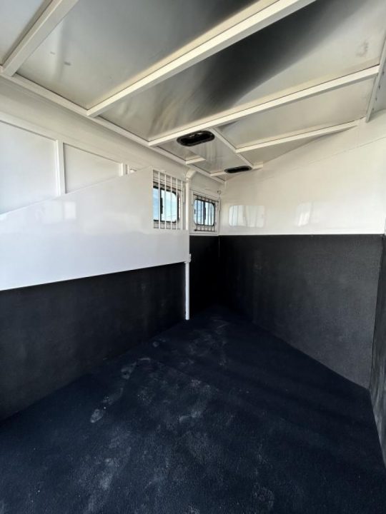 New Price Reduced $600 2024 Trails West Adventure II MX 2H BP - Swing Out Saddle Rack - 6'9'' Wide/7'0 Tall - Water Tank - Triple Wall Construction