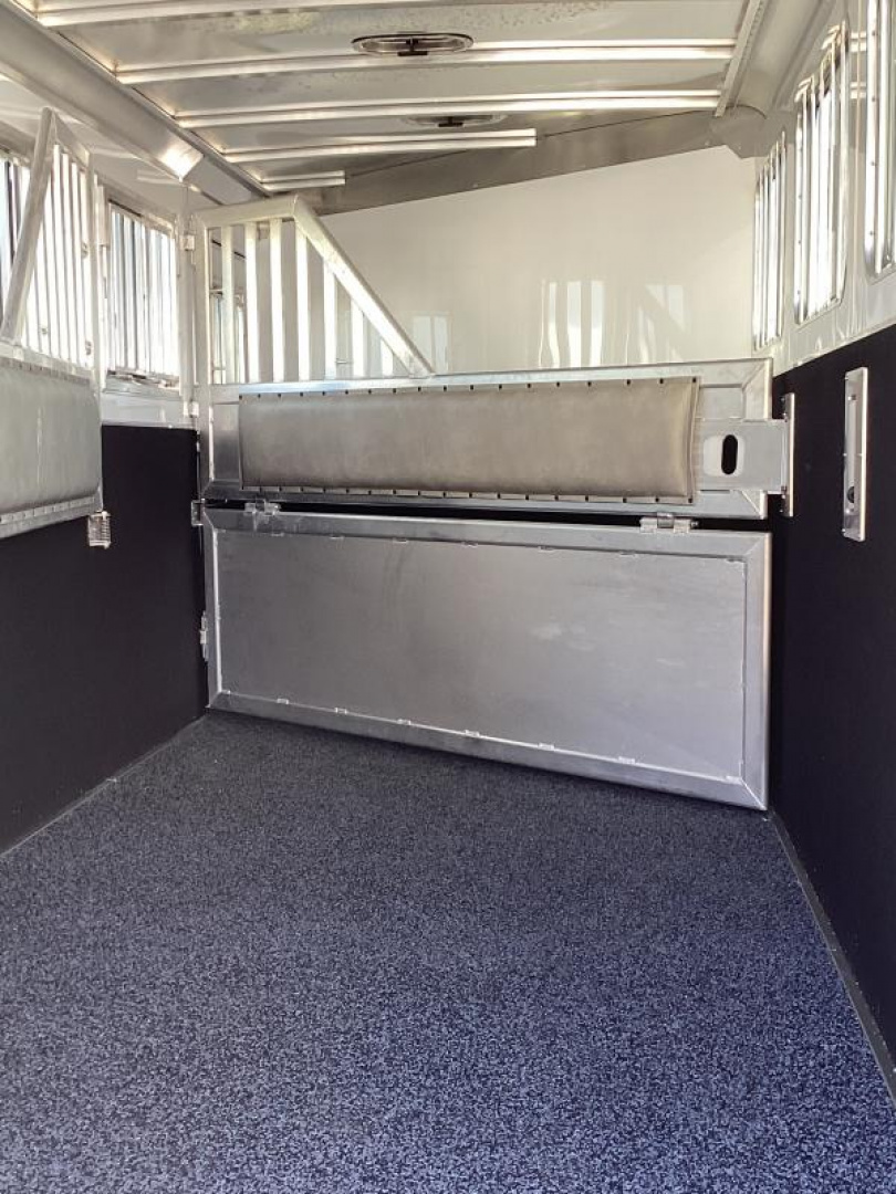New RED $3300! 2024 Featherlite 9600-7472 4 Horse Trailer-Swing Out Saddle Rack-Stud Divider-Screen Door-Easy Care Flooring