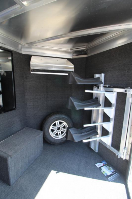 New PRICE REDUCED $3500! 2025 Featherlite 9400 3 Horse Trailer-Premier Tack- 7'6" Tall- Lined & Insulated Tack Room Ceiling-Stud Divider-Escape Door-Battery Package