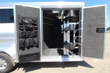 New PRICE REDUCED $3500! 2025 Featherlite 9400 3 Horse Trailer-Premier Tack- 7'6" Tall- Lined & Insulated Tack Room Ceiling-Stud Divider-Escape Door-Battery Package