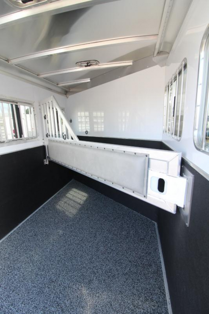 New PRICE REDUCED $3700! 2025 Featherlite 9400 2 Horse Trailer-Premier Tack-7'6" Tall-36" Slant Wall Dressing Room-Lined & Insulated Tack Room Ceiling-Easy Care Floor