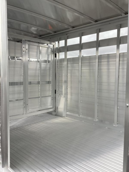 New PRICE REDUCED $3,600 2025 Featherlite 8413 24' Perfectfit Stock Combo Trailer-Escape Door Center & rear gates w/sliders-7'T-7'W