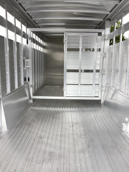 New PRICE REDUCED $3,600 2025 Featherlite 8413 24' Perfectfit Stock Combo Trailer-Escape Door Center & rear gates w/sliders-7'T-7'W