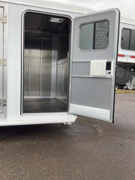 New PRICE REDUCED $3,600 2025 Featherlite 8413 24' Perfectfit Stock Combo Trailer-Escape Door Center & rear gates w/sliders-7'T-7'W