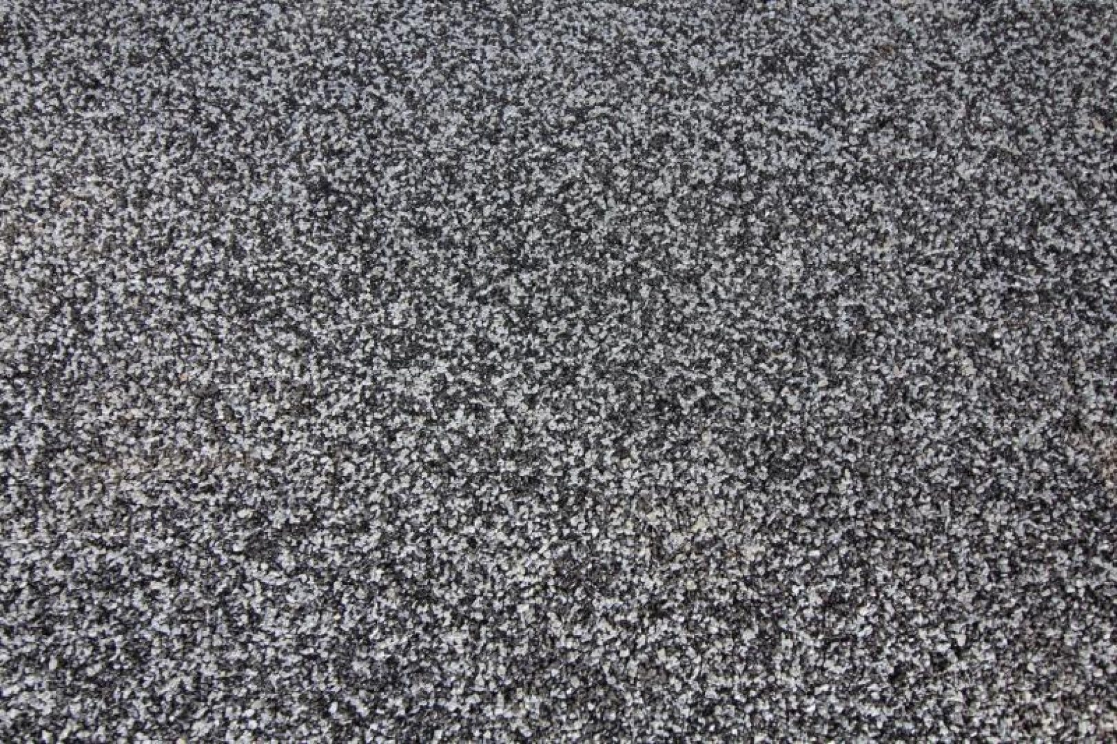 New PRICE REDUCED $4300! 2025 Featherlite 9400 4 Horse Trailer-Premier Tack-7'6" Tall-Easy Care Flooring-Lined & Insulated Dressing/Tack Room Ceiling-Stud Divider-Escape Door