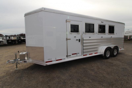 New PRICE REDUCED $4300! 2025 Featherlite 9400 4 Horse Trailer-Premier Tack-7'6" Tall-Easy Care Flooring-Lined & Insulated Dressing/Tack Room Ceiling-Stud Divider-Escape Door