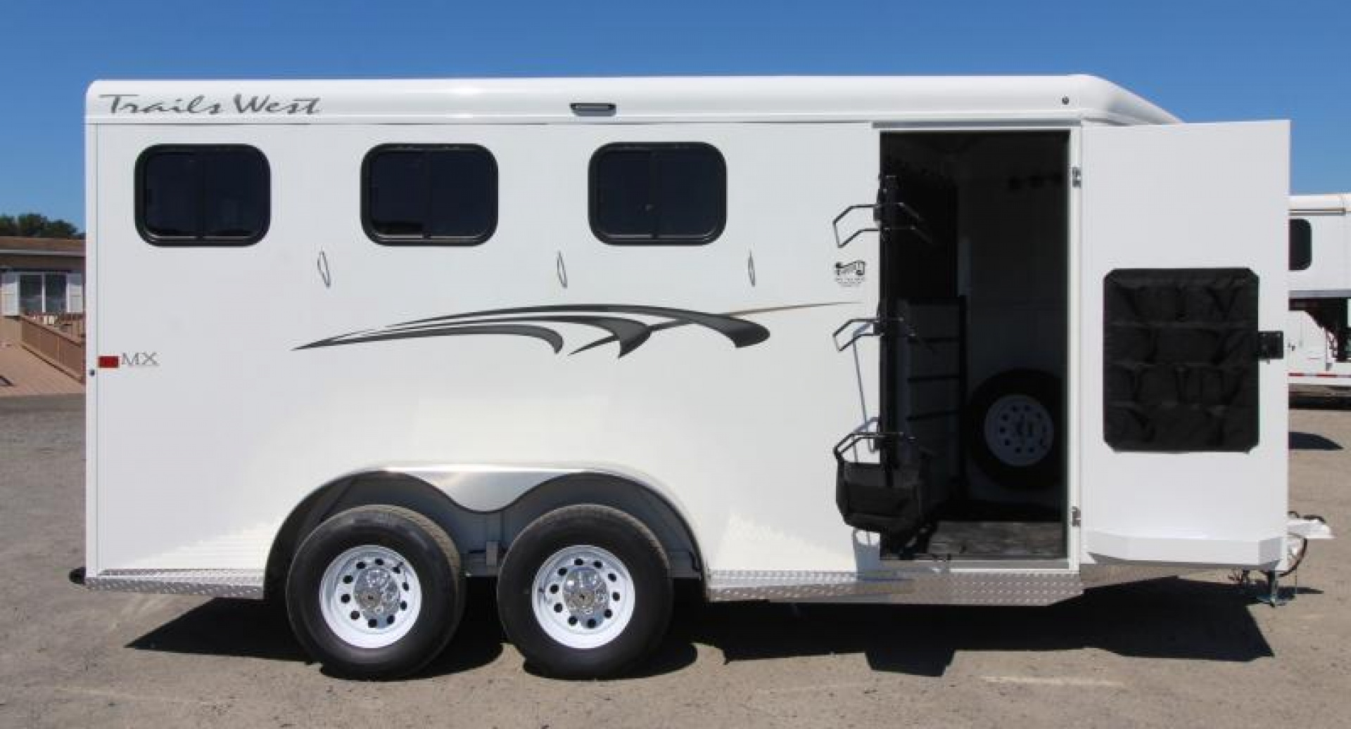 New Price Drop $400-2025 Trails West Adventure MX II 3 Horse Trailer-Swing Out Saddle Rack-6'9" Wide- 7' Tall