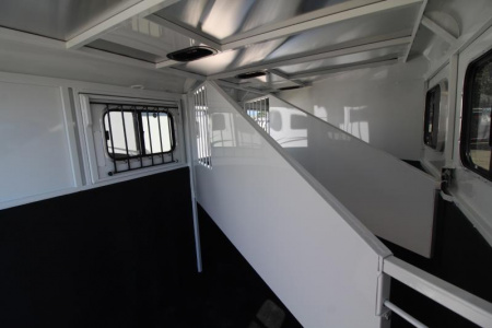 New Price Drop $400-2025 Trails West Adventure MX II 3 Horse Trailer-Swing Out Saddle Rack-6'9" Wide- 7' Tall