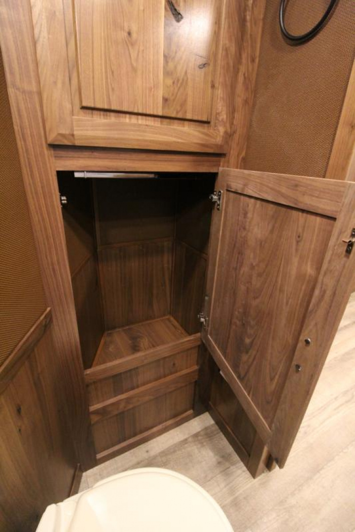 New PRICE REDUCED $10,000! 2025 SMC Laramie 8413SSR - Fully Loaded!!! Keyless Entry-Solar Panel-Hay pod W/Platform & Much More!!