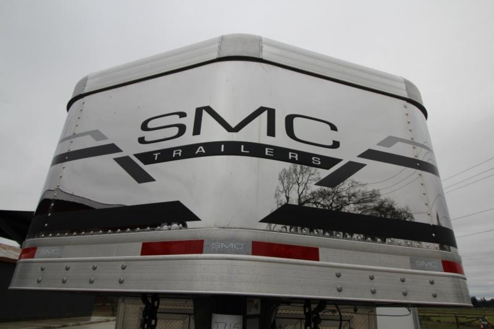 New PRICE REDUCED $10,000! 2025 SMC Laramie 8413SSR - Fully Loaded!!! Keyless Entry-Solar Panel-Hay pod W/Platform & Much More!!