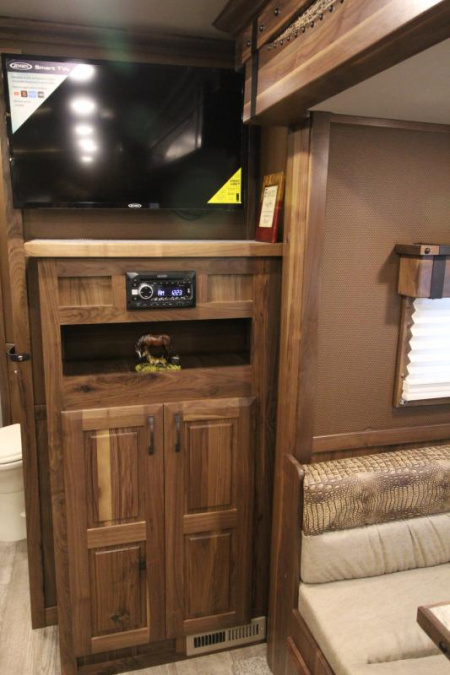 New PRICE REDUCED $10,000! 2025 SMC Laramie 8413SSR - Fully Loaded!!! Keyless Entry-Solar Panel-Hay pod W/Platform & Much More!!