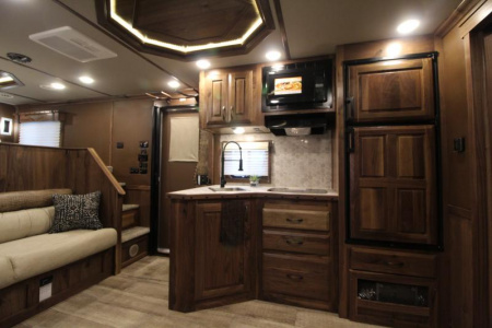 New PRICE REDUCED $10,000! 2025 SMC Laramie 8413SSR - Fully Loaded!!! Keyless Entry-Solar Panel-Hay pod W/Platform & Much More!!