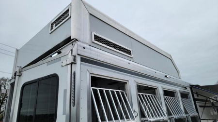 New PRICE REDUCED $10,000! 2025 SMC Laramie 8413SSR - Fully Loaded!!! Keyless Entry-Solar Panel-Hay pod W/Platform & Much More!!