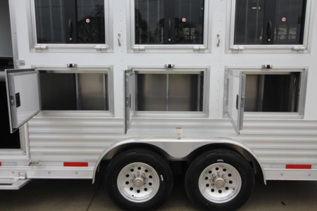 New PRICE REDUCED $10,000! 2025 SMC Laramie 8413SSR - Fully Loaded!!! Keyless Entry-Solar Panel-Hay pod W/Platform & Much More!!