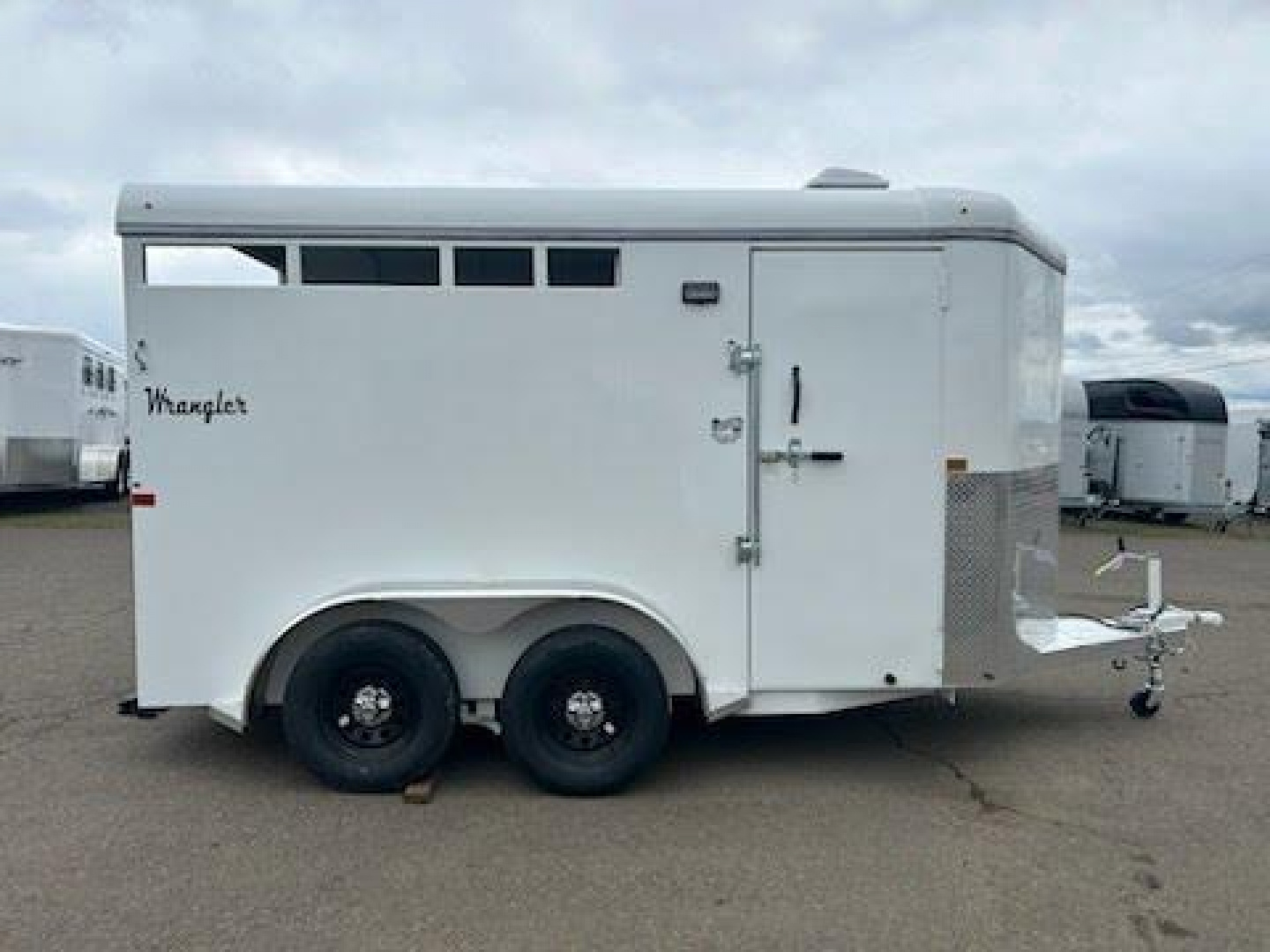 New 2025 Thuro-Bilt Wrangler 2 Horse Trailer-Telescoping Padded Dividers-Swing-Out Saddle Tree- Spare Tire- Extra Divider Catch-