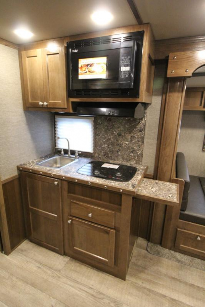 New REDUCED $8800! 2025 SMC Patriot 8415SRK 4 Horse W/Slide-Gorgeous real wood interior- Sofa & Dinette-Lots of Features!