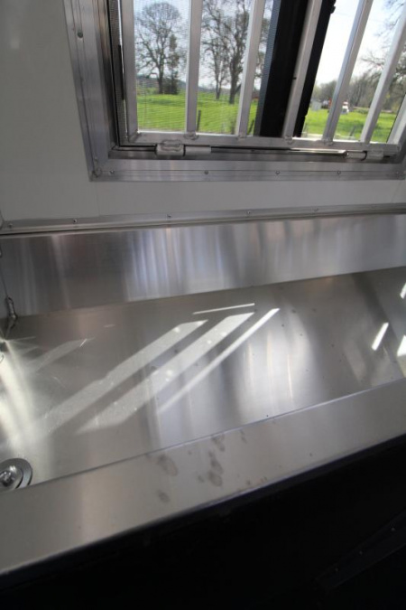 New Price Reduced $5000! 2025 SMC Horse Trailers Patriot 8310 3 Horse-All Aluminum-Real wood interior- Loaded w/ features!