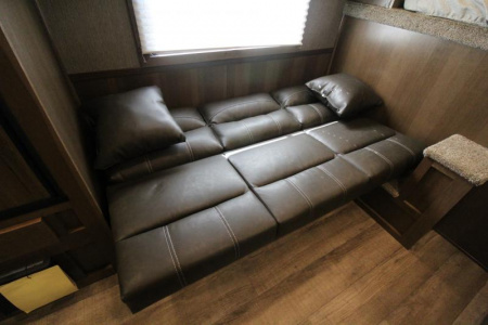 New Price Reduced $5000! 2025 SMC Horse Trailers Patriot 8310 3 Horse-All Aluminum-Real wood interior- Loaded w/ features!