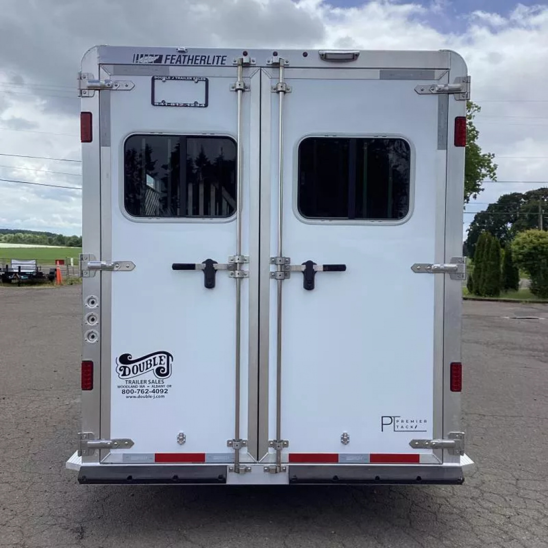New 2025 Featherlite 9400 4 Horse -Premier Tack-7'6" Tall-Easy Care Flooring-Lined & Insulated Dressing/Tack Room Ceiling-Stud Divider-Escape Door