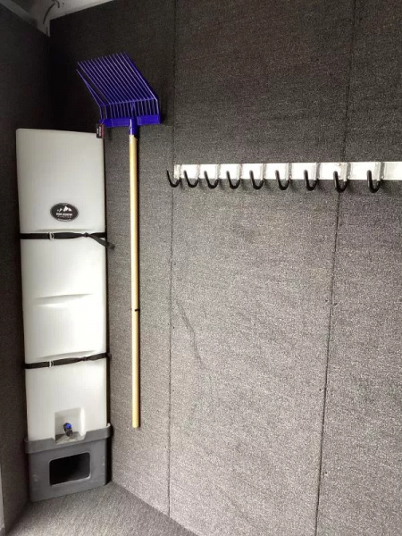 New 2025 Featherlite 9400 4 Horse -Premier Tack-7'6" Tall-Easy Care Flooring-Lined & Insulated Dressing/Tack Room Ceiling-Stud Divider-Escape Door