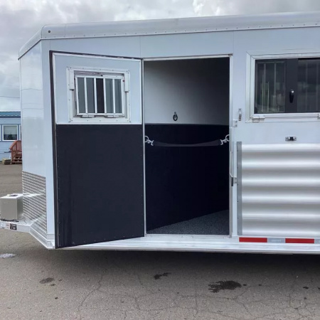 New 2025 Featherlite 9400 4 Horse -Premier Tack-7'6" Tall-Easy Care Flooring-Lined & Insulated Dressing/Tack Room Ceiling-Stud Divider-Escape Door