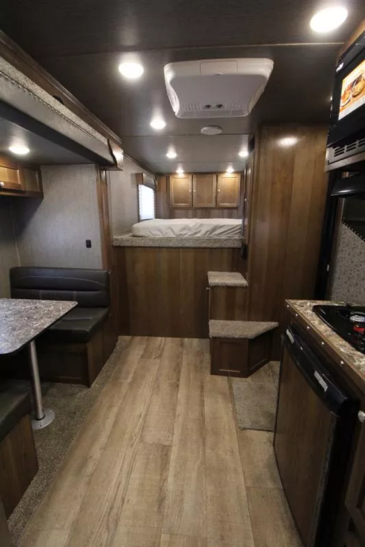 New 2026 SMC Patriot P29SRK - 9FT SW w/ Slide LQ. All Alum. All Real Wood Interior. 2 Horse Trailer