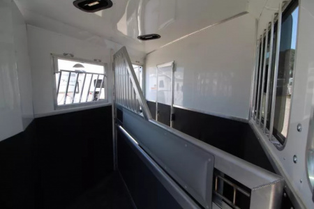 New 2026 SMC Patriot P29SRK - 9FT SW w/ Slide LQ. All Alum. All Real Wood Interior. 2 Horse Trailer