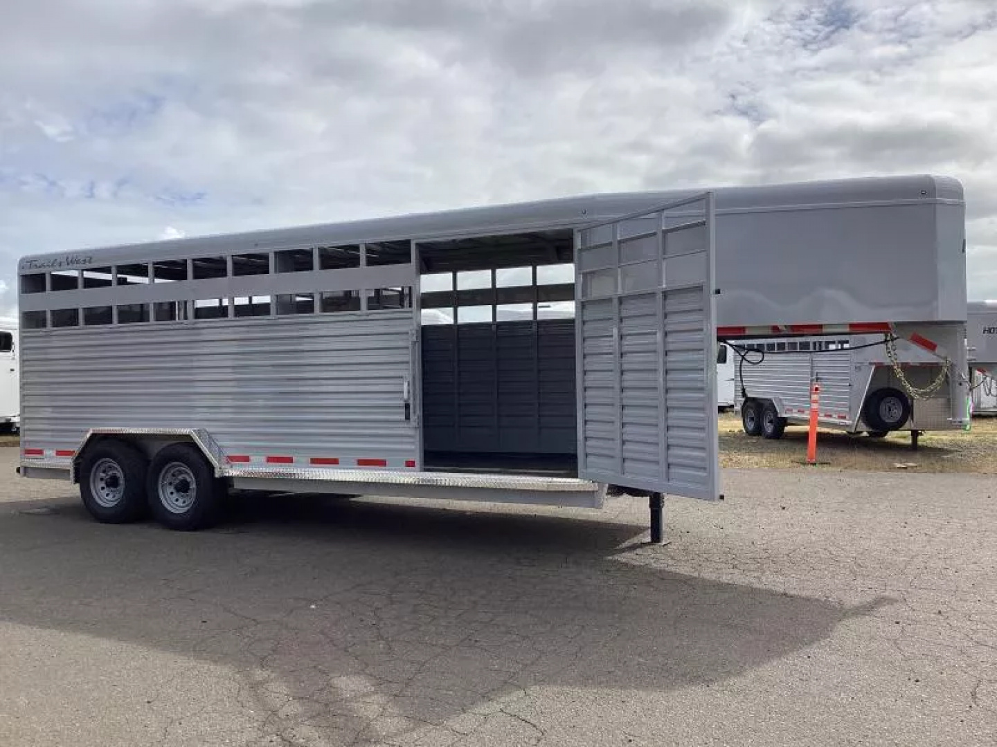 New 2026 Trails West Hotshot 20' Stock Trailer-7'6" Wide- Enclosed Rear Gate- Sort Gate in Center Gate- Spare Tire