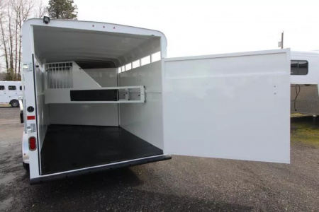 New 2026 Thuro-Bilt Wrangler 3 Horse Trailer-Telescoping Padded Dividers-Swing-Out Saddle Tree- Spare Tire- Extra Divider Catch