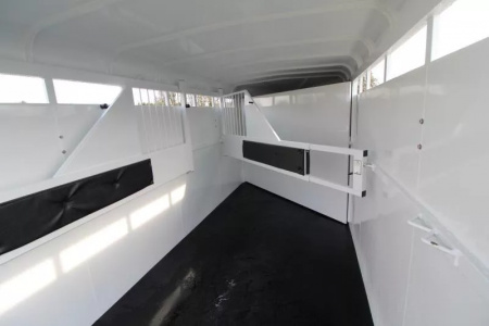 New 2026 Thuro-Bilt Wrangler 3 Horse Trailer-Telescoping Padded Dividers-Swing-Out Saddle Tree- Spare Tire- Extra Divider Catch