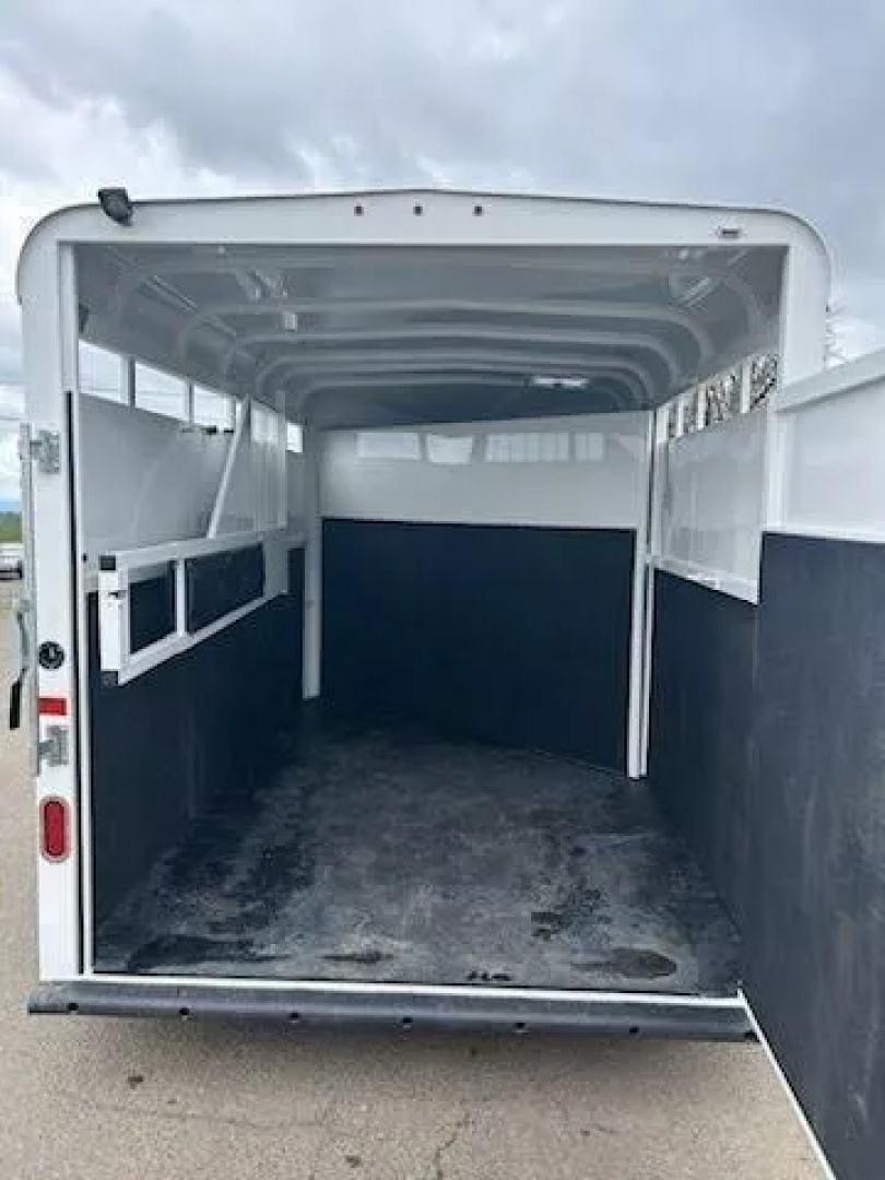 New 2026 Thuro-Bilt Wrangler 2 Horse Trailer-Telescoping Padded Dividers-Swing-Out Saddle Tree- Spare Tire- Extra Divider Catch
