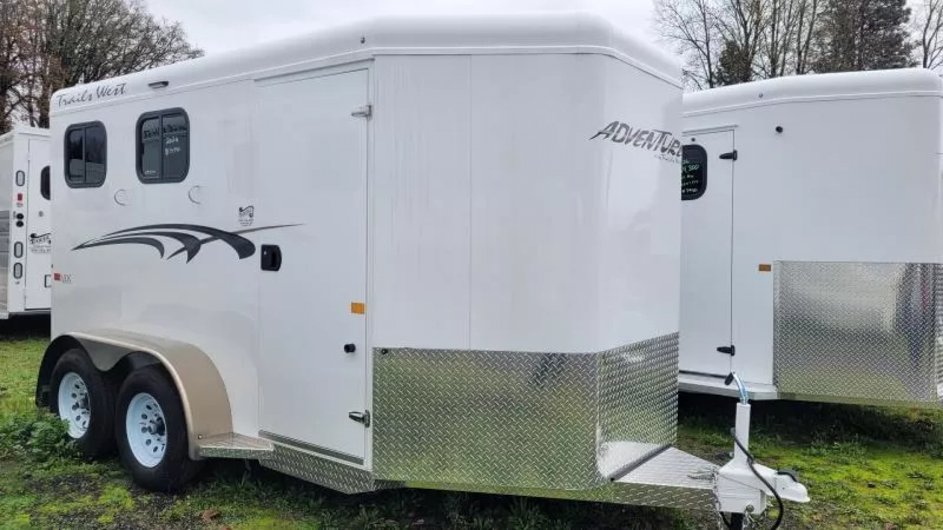 New 2026 Trails West Adventure MX II 2 Horse Trailer-Swing-Out Saddle Rack-Water Tank-7' Tall-Rear Windows