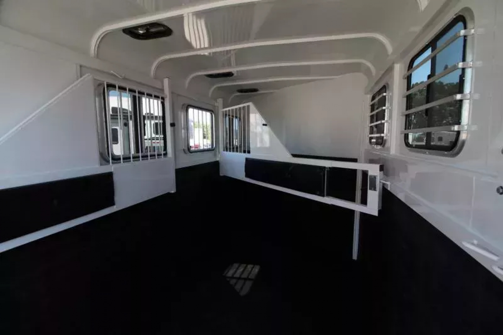 New 2026 Thuro-Bilt Liberty 3 Horse Trailer 7'6" Tall-Extra Divider Catch- Swing out saddle rack Horse Trailer