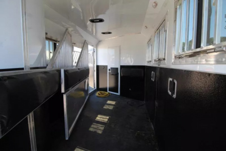 Used 2023 Bison Silverado 7311 - 11' SW Living Quarters - Lined & insulated Horse Area - Hi-Ties - Ramp - 3 Horse Trailer