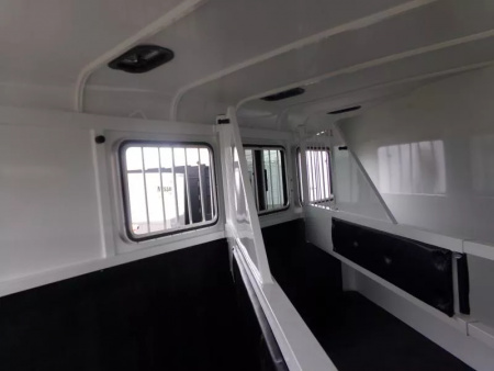 New 2026 Thuro-Bilt Shilo - 1' extra length - Adjustable Divider - Rear flood light - Single rear door 3 Horse Trailer