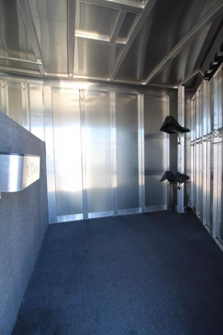 Used 2017 Exiss 7200 Large Dressing Room - Rear Tack - Movable saddle rack 2 Horse Aluminum Trailer