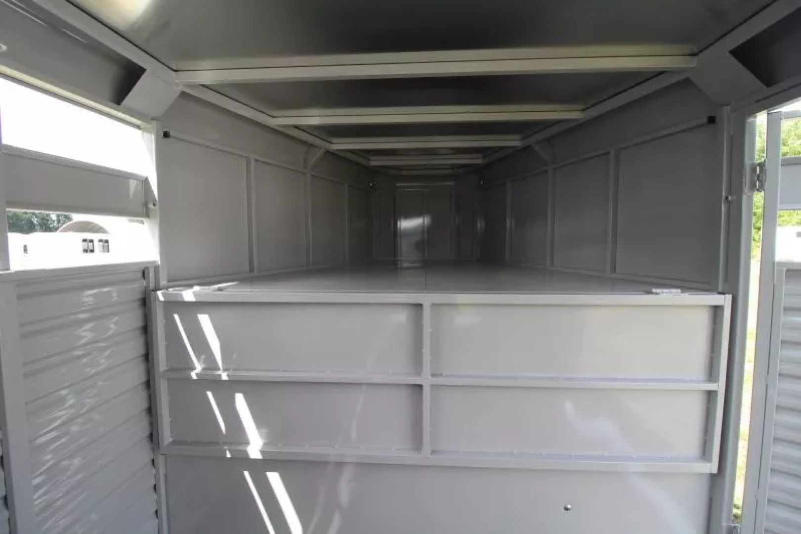 New 2026 Trails West Hotshot PRICE REDUCED! 20' Stock Trailer-Enclosed Rear Gate- Sort Gate in Center Gate