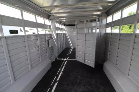 New 2026 Trails West Hotshot PRICE REDUCED! 20' Stock Trailer-Enclosed Rear Gate- Sort Gate in Center Gate