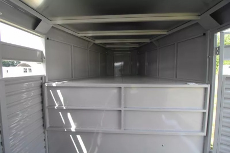 New 2026 Trails West Hotshot PRICE REDUCED! 20' Stock Trailer-Enclosed Rear Gate- Sort Gate in Center Gate