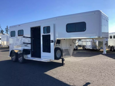 New 2026 Trails West Classic 2H GN - Broom Closet - Extra Tall - Swing out Saddle Rack - 2 Horse Trailer