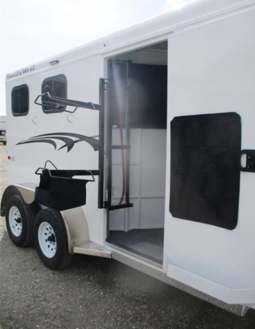 New 2026 Trails West Manufacturing Adventure MX 2H GN -Swing out saddle rack-Water Tank-7'0 Tall-Convenience pkg Horse Trailer